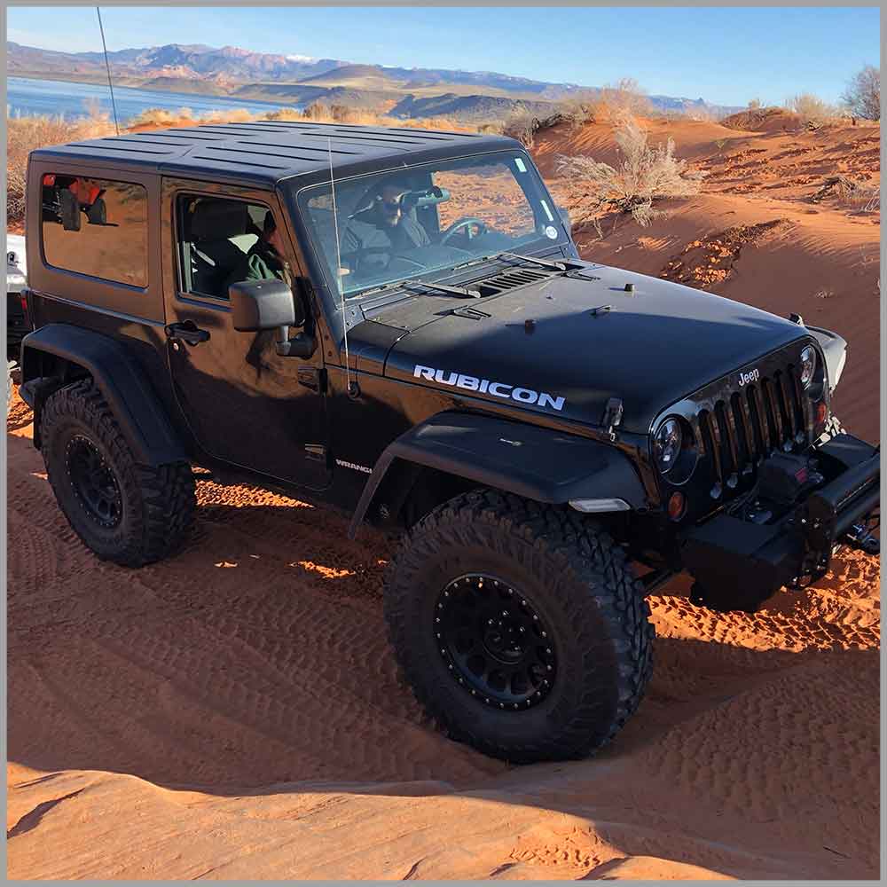 Wide fender flares on jeep rubicon